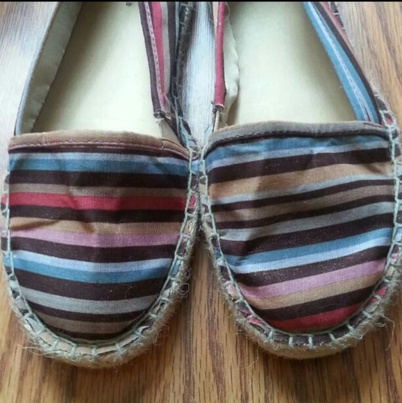 Flats - Picture 2 of 4